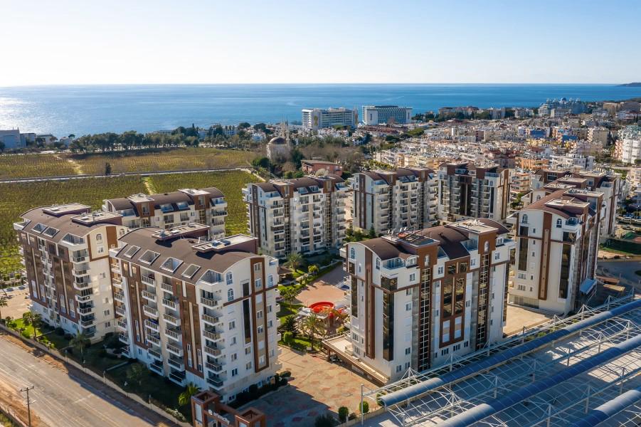 Image of An apartment in a large complex with amenities in Avsallar.